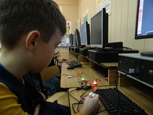 lofirobot2020aswedew