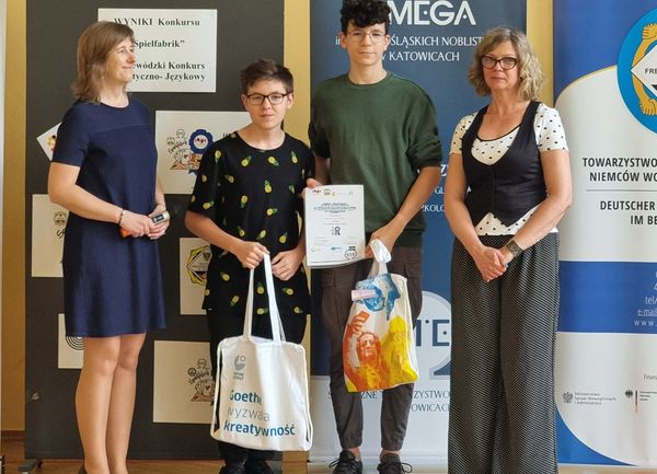 nagrodaobraz20222sedr